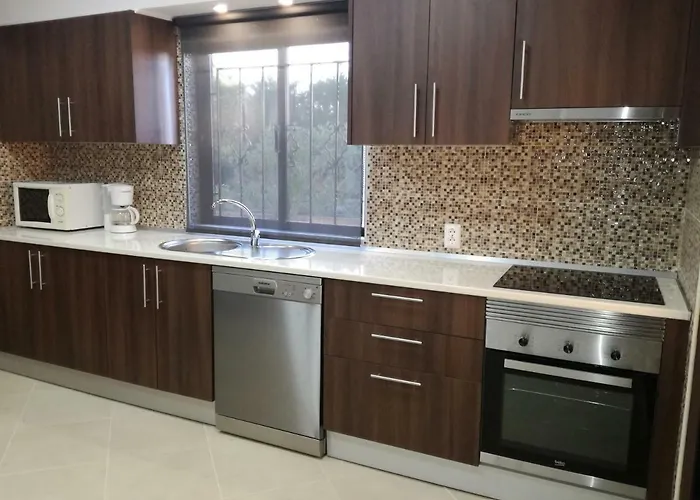 Quinta - Uva アルマンシル